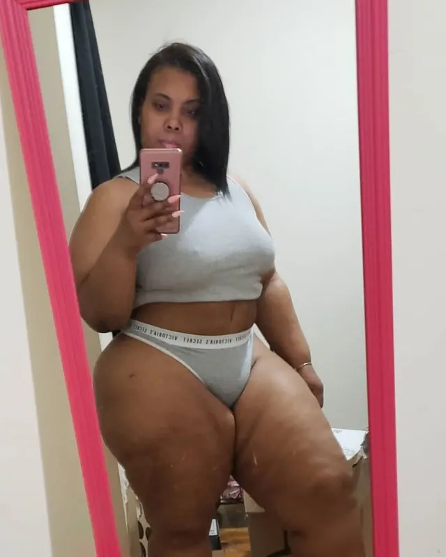 Coumba, 34 ans, plan cul black à Saint-Florent-sur-Cher