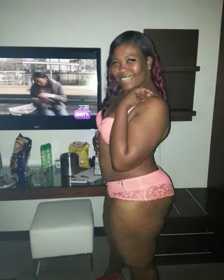 Laetitia, 30 ans, plan cul black à Éole-en-Beauce