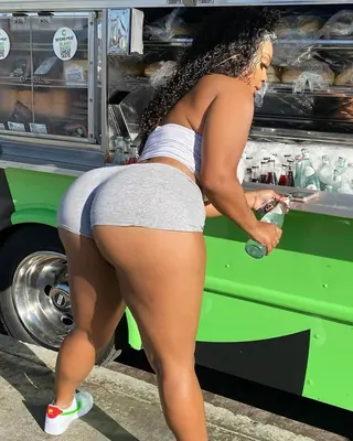 Marie-Claire, 42 ans, plan cul black à Barjouville